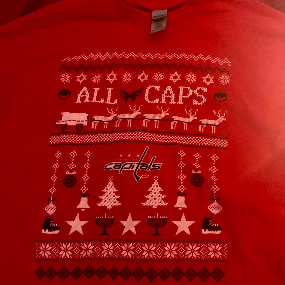 Washington capitals NHL tee shirt winter holiday edition